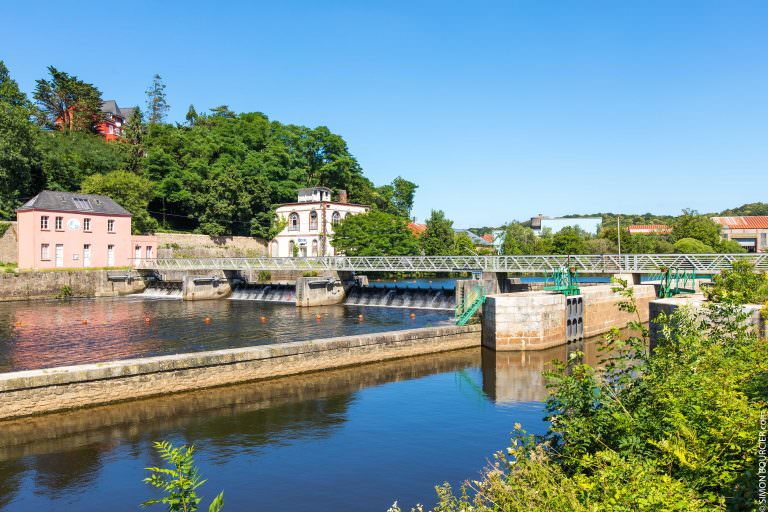 Pont et écluse à Inzinzac-Lochrist