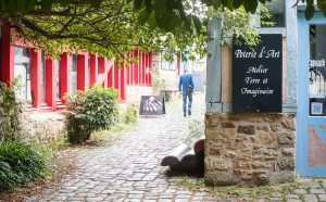 Les rues piétonnes de Pont Scorff et ses galeries d'art