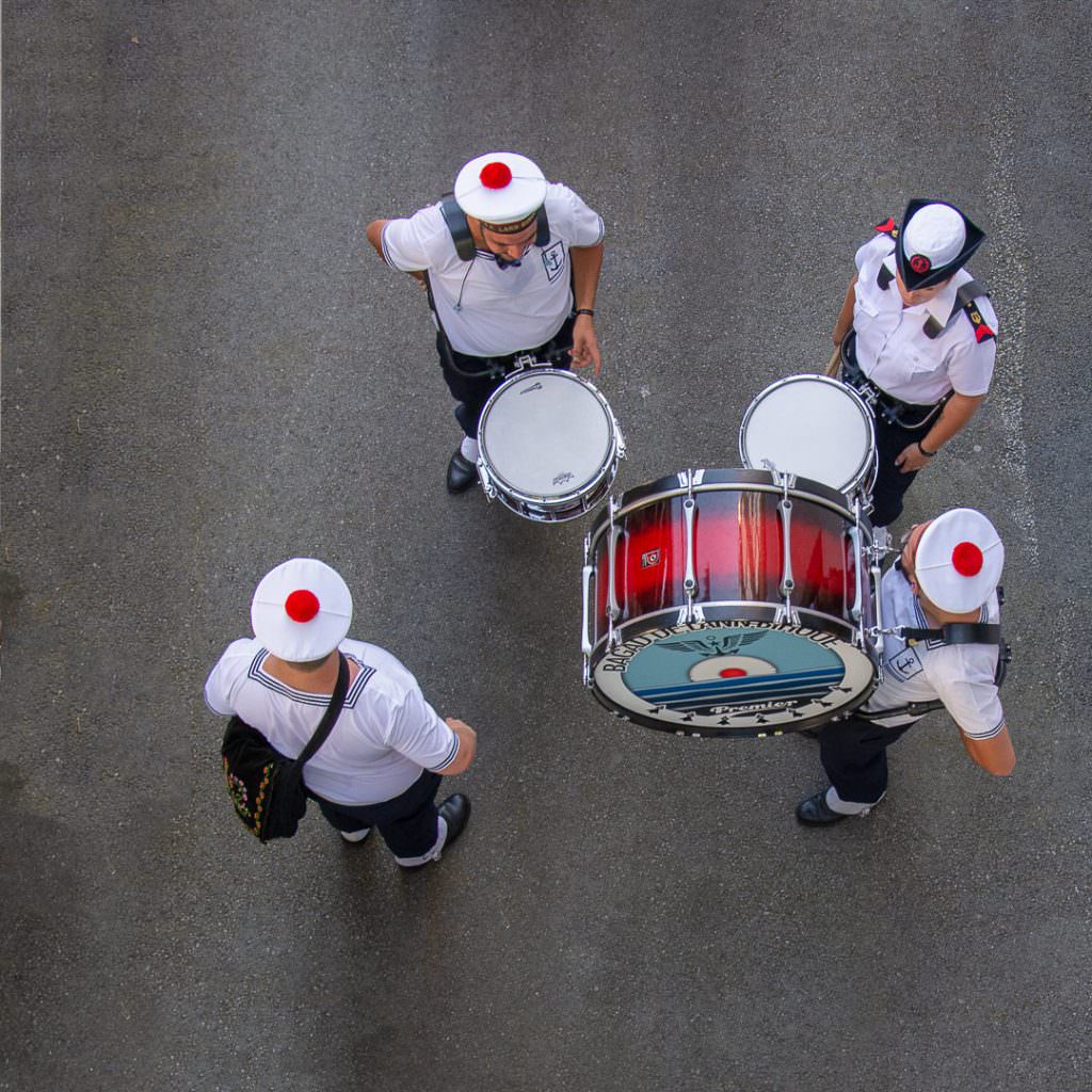 Le Bagad de Lann-Bihoué au Festival interceltique de Lorient.