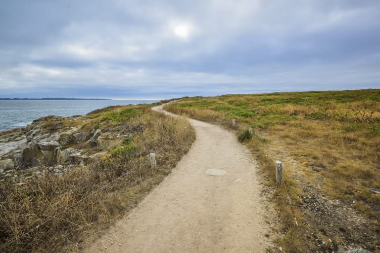 Chemin côtier de la zone naturelle de Talud à Ploemeur (Morbihan)