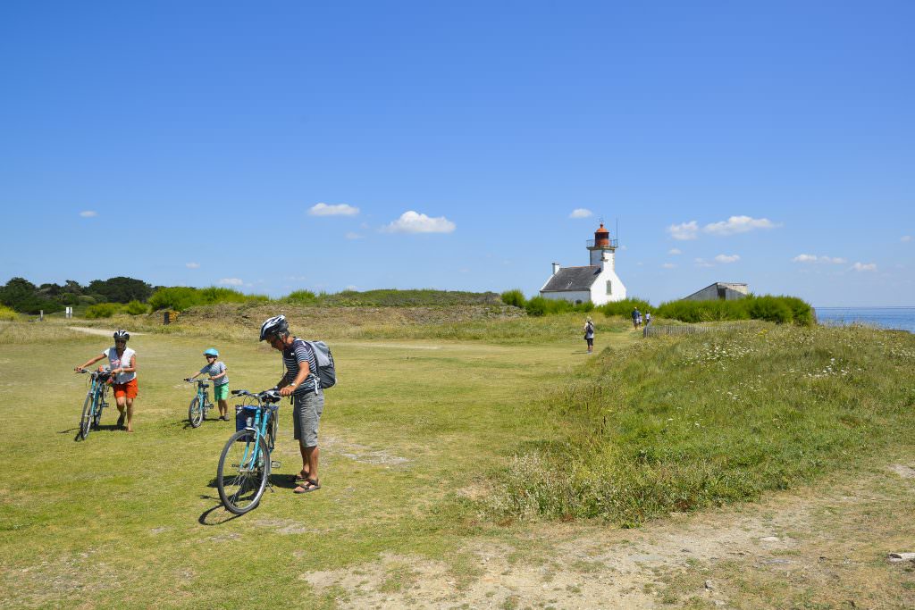 Ile de Groix, famille sur La Pointe des Chats