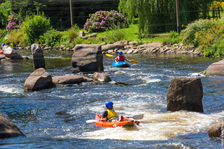 Kayak au Parc d'eau vive à Inzinzac-Lochrist (Morbihan)