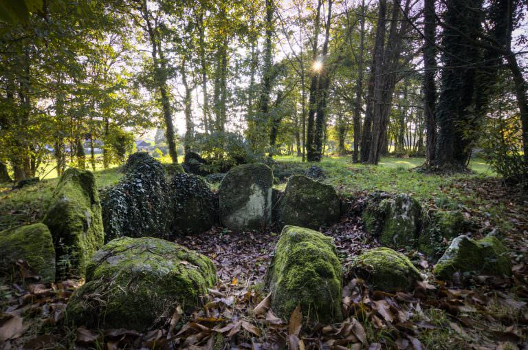 Mégalithe et tumulus, Quéven