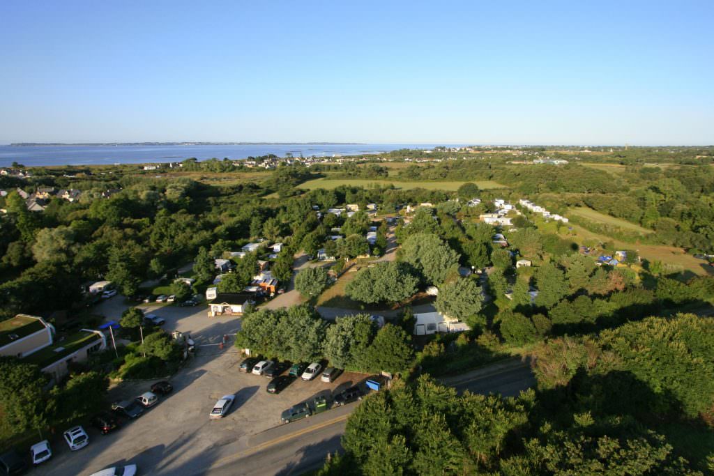 Vue du camping de la fontaine à Larmor-plage