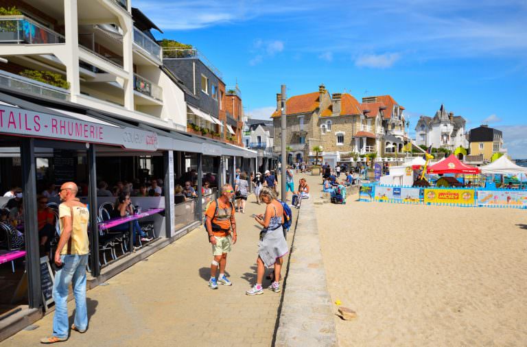 La promenade de Port-Maria à Larmor-Plage (Morbihan)