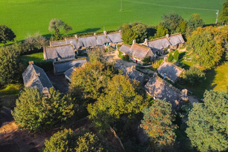 Village de Poul Fetan, chaumières bretonnes à Quistinicillage de Poul Fetan, chaumières bretonnes à Quistinic