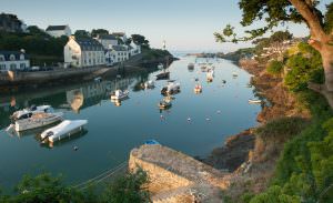 Port de Doëlan au lever du jour, à Quimperlé Terre Océane (Finistère)