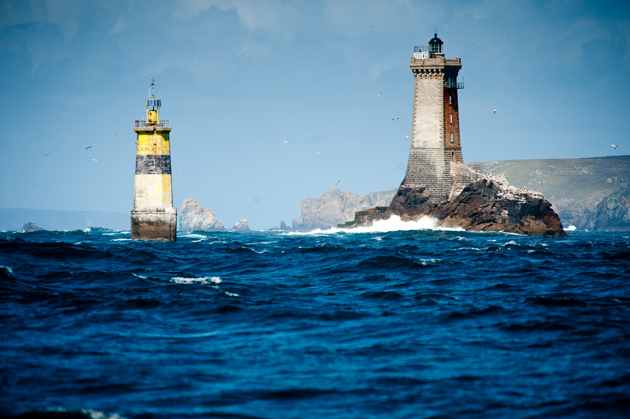Phares de la Vieille et de la Tourelle à la Pointe du Raz (Finistère, Bretagne Sud)