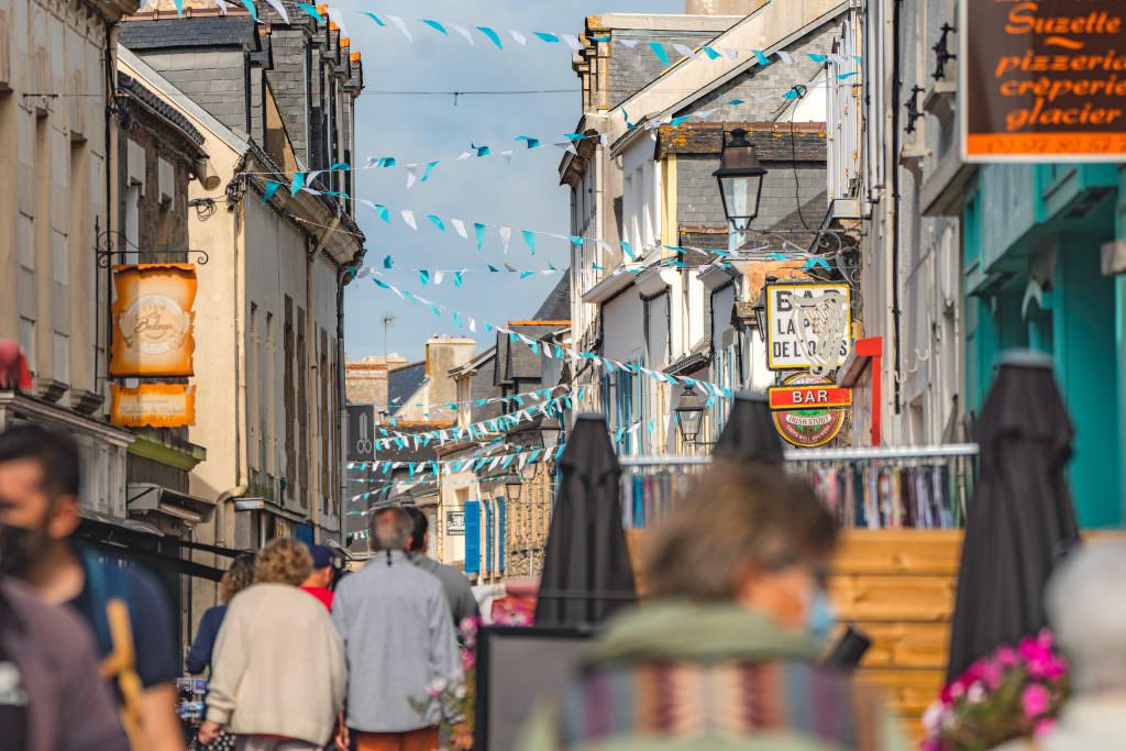 vue de la Grande rue de Port-Louis