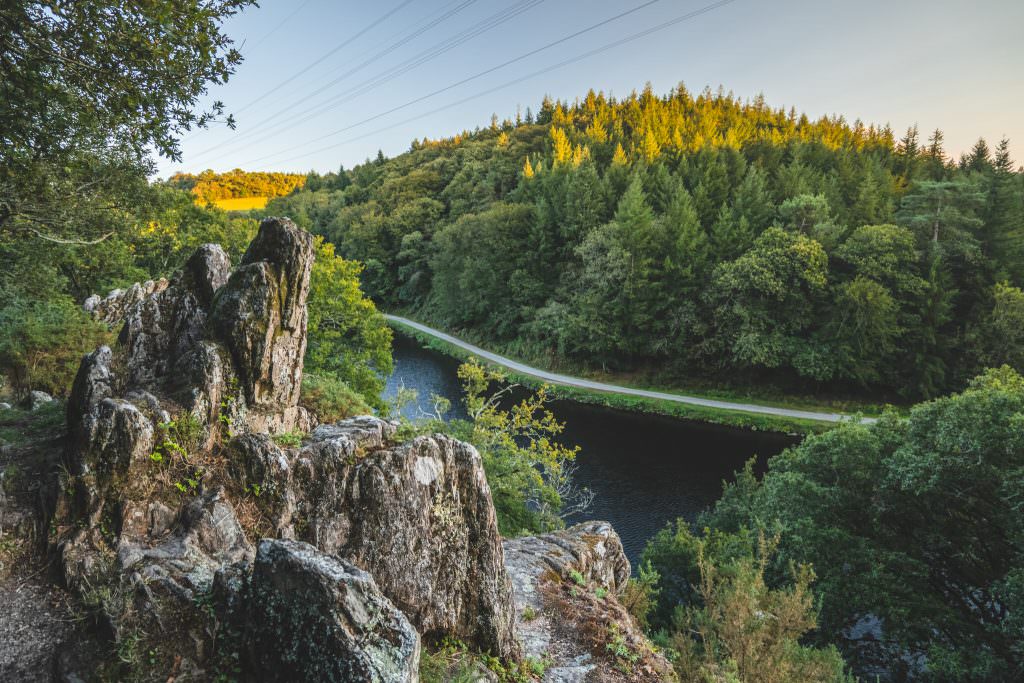 La Vallée du Blavet et le site de la chaise du Diable à Inzinzac-Lochrist