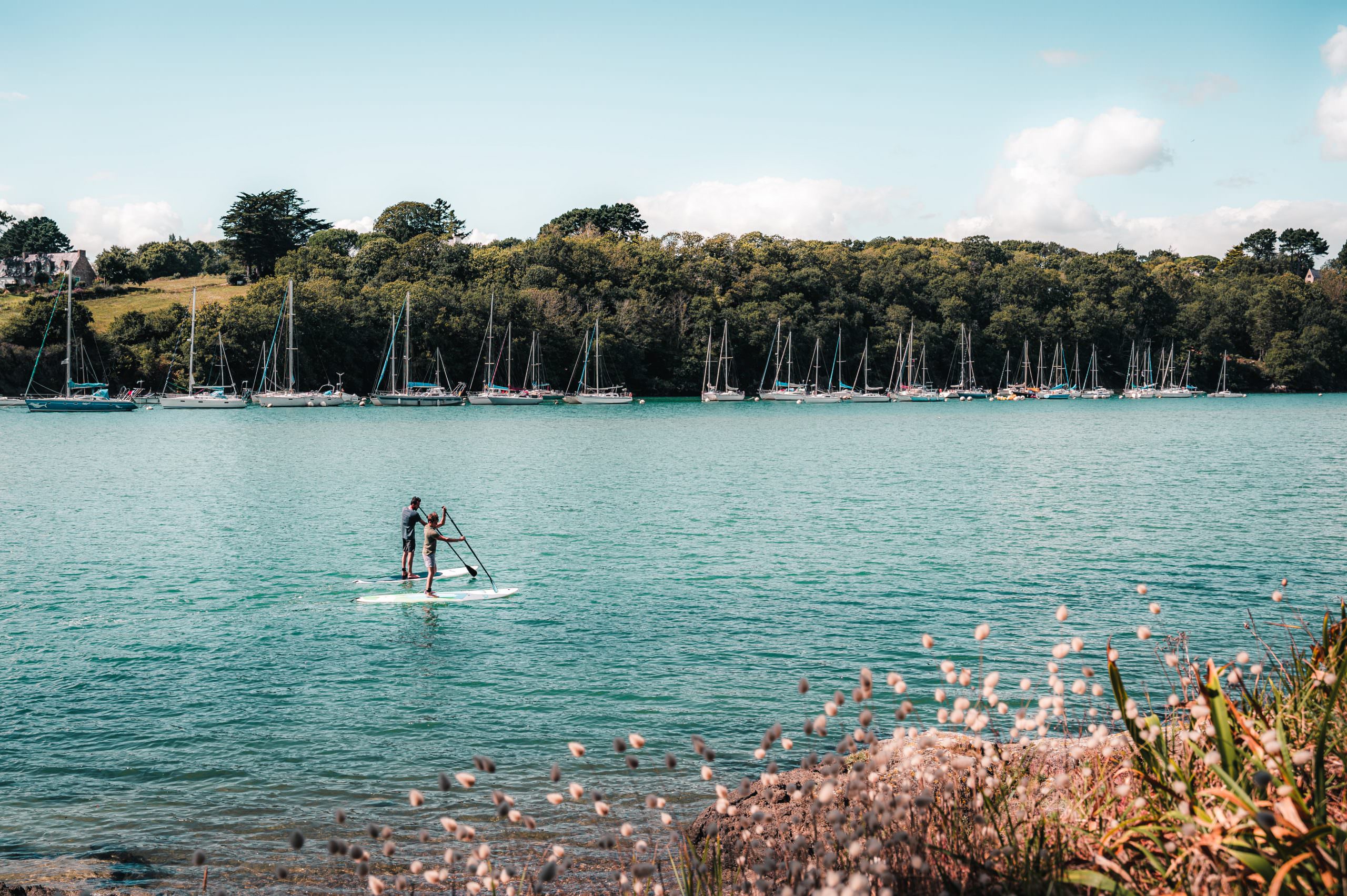 Stand-up paddle sur la Laïta, à Guidel-Plages (Morbihan)