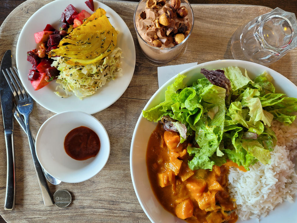 Mafé végan au restaurant Croc'Epi - Biocoop Lorient et Lanester (Morbihan) 