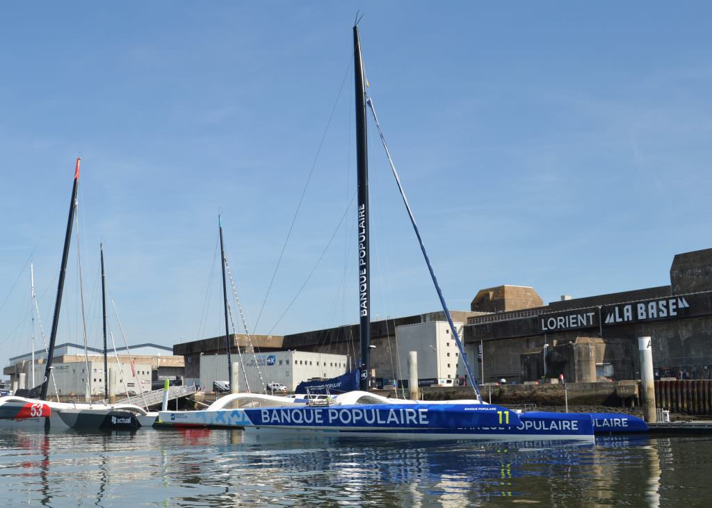 Trimaran Ultim Banque Populaire au pôle course au large de Lorient La Base