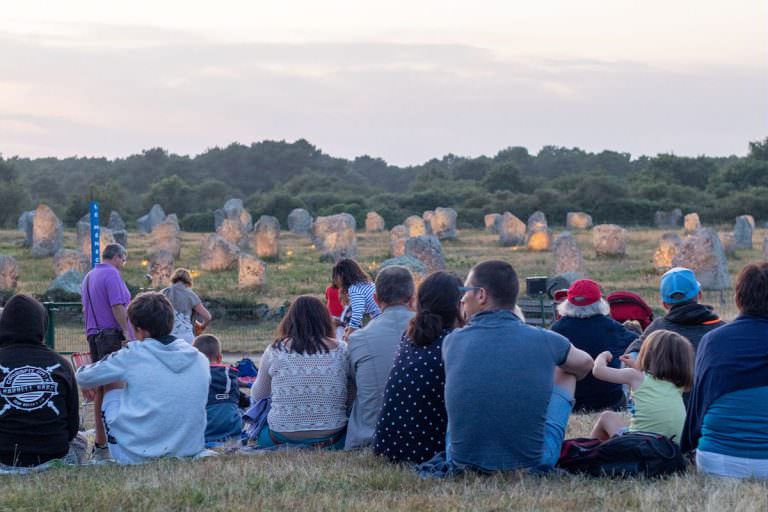 Spectacle sons et lumières aux alignements de Carnac