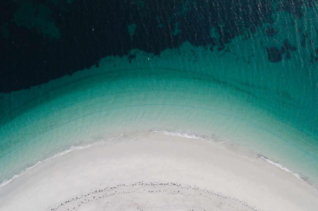 Plage convexe des Grands Sables sur l'île de Groix (Morbihan)