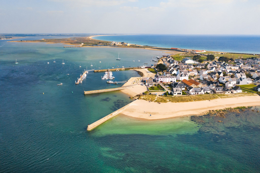 Vue aérienne de la presqu'île et de la petite mer de Gâvres (Morbihan)