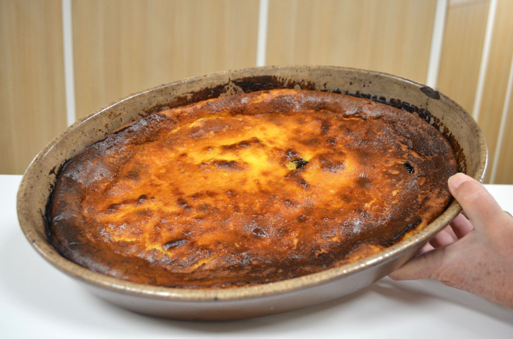 Recette traditionnelle du far breton aux pruneaux d'Hennebont (Mobrihan)