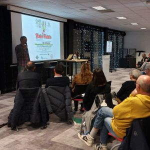 Intervention de l'organisateur de Yaka Paddle Festival lors du rendez-vous des professionnels. 