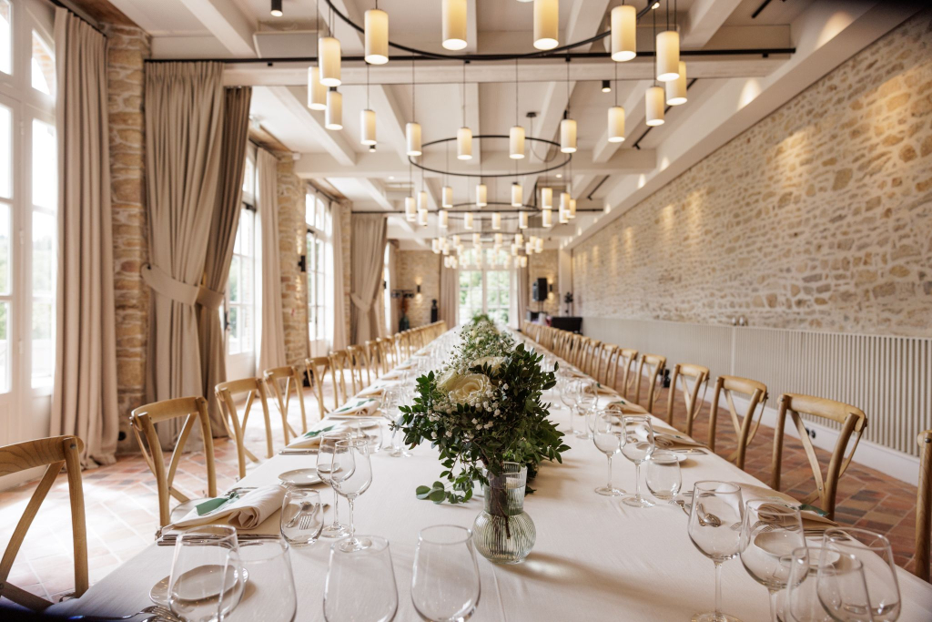 Mariage dans la Grande Salle de l'Orangerie du Domaine de Locguénolé & Spa à Kervignac (Morbihan)