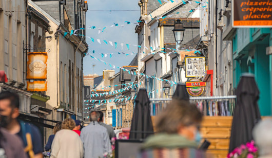 vue de la Grande rue de Port-Louis