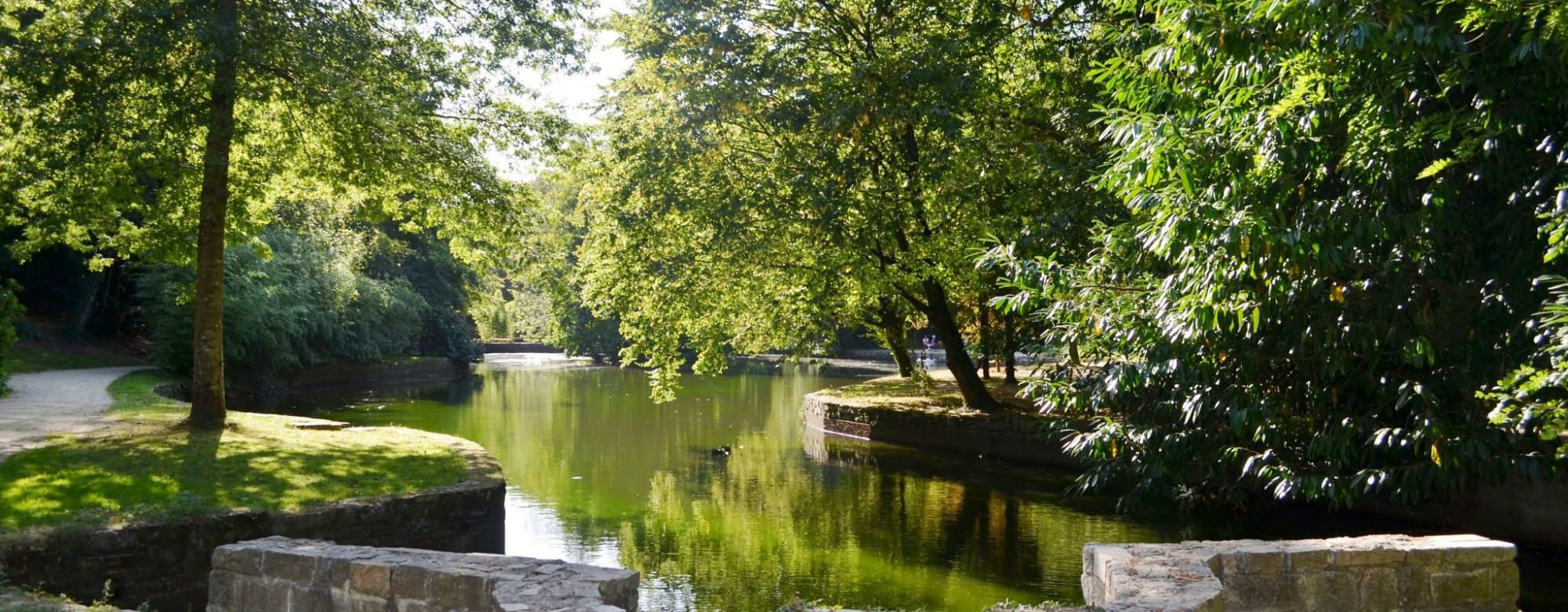 Hennebont, l'étang du Parc de Kerbihan