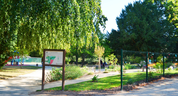 Hennebont, Aire de jeux au Parc de Kerbihan