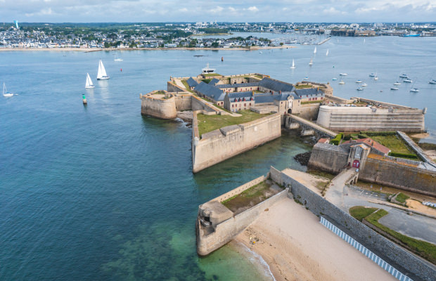Vue aérienne de la citadelle de Port-Louis