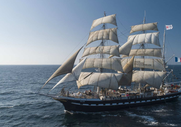 Bateau Le Belem, présent à la parade organisée dans le cadre du festival Lorient Océans