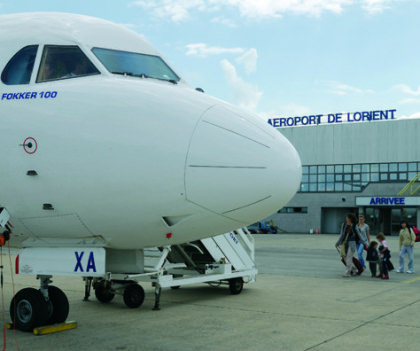 Avion à l'aéroport de Lorient Bretagne Sud, Ploemeur