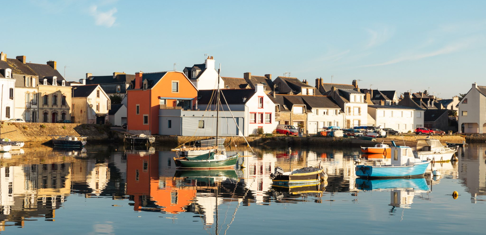 Bateaux au port de Locmalo à Port-Louis (Morbihan)