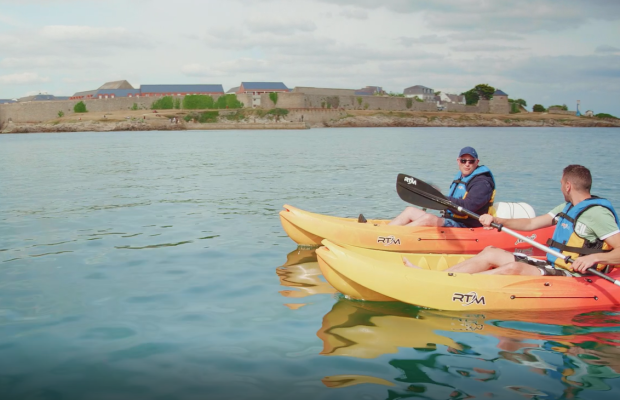 Kayak sur la petite-mer de Gâvres au départ de Port-Louis - "Les balades de Xavier" - ©Tébésud - LBST