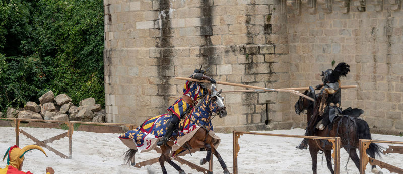 Tournoi de chevalerie aux Médiévales d'Hennebont (Morbihan)