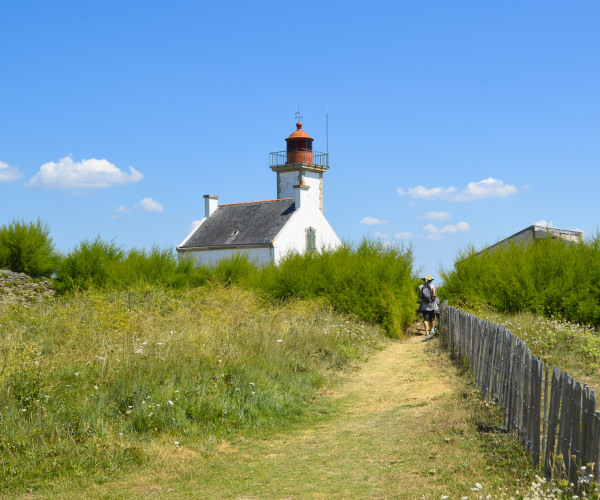 Sentier de randonnée vers le phare de la Pointe des Chats - Ile de Groix.