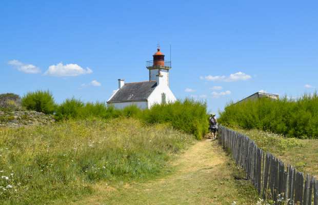 Sentier de randonnée vers le phare de la Pointe des Chats - Ile de Groix.