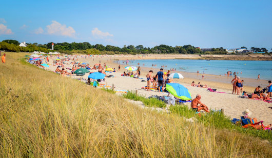 plage de sable fin de l'Anse du Stole à Ploemeur (Morbihan)