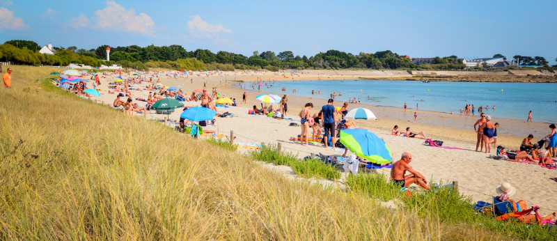 plage de sable fin de l'Anse du Stole à Ploemeur (Morbihan)