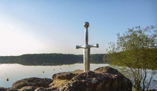 L'épée Excalibur en forêt de Brocéliande (Morbihan, Bretagne)