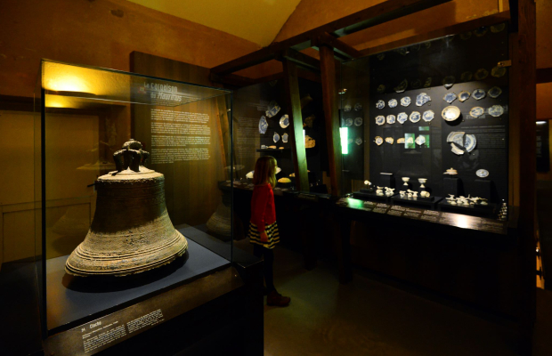 Artefacts archéologie sous-marine du Mauritius au musée de la Marine de la Citadelle de Port-Louis (Morbihan)