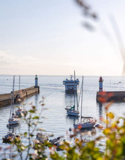 Traversée et croisière entre l'île de Groix, Port-Tudy, et Lorient (Morbihan)