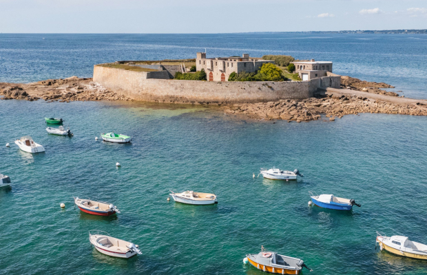 Le Fort-Bloqué (Keragan) à marée haute, à Ploemeur - Guidel (Morbihan)