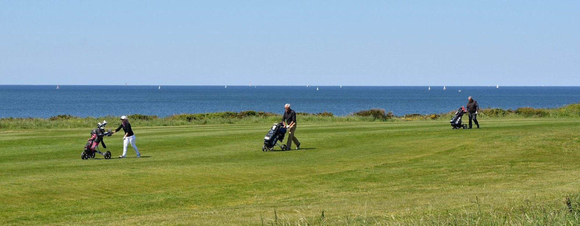 Golfeurs sur le parcours 18 trous, Ploemeur.