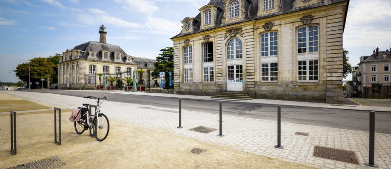 L'Hôtel Gabriel dans l'Enclos du Port.