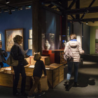 Intérieur du Musée de la Compagnie des Indes à Port-Louis (Morbihan)