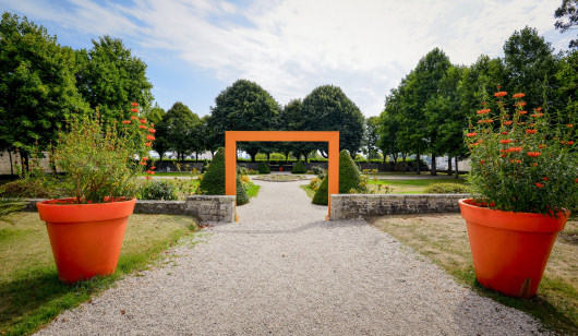 Les Jardins à la Française autour de l'Hôtel Gabriel dans l'Enclos du Port à Lorient (Morbihan)