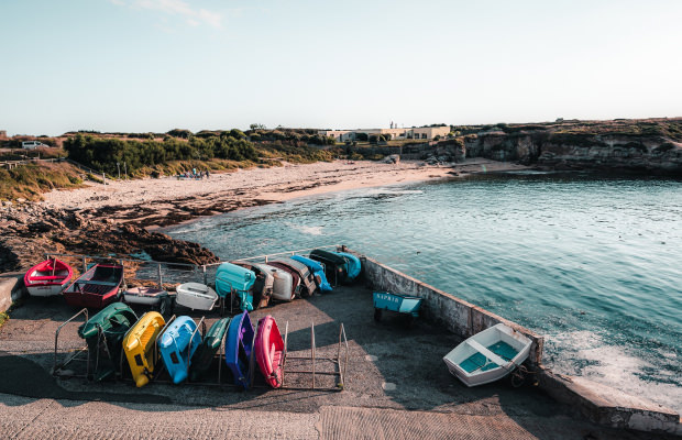 Petit port et plage de Kerroc'h à Ploemeur (Morbihan)