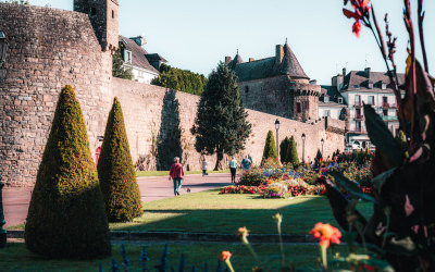 Jardins et Les remparts de la ville d'Hennebont