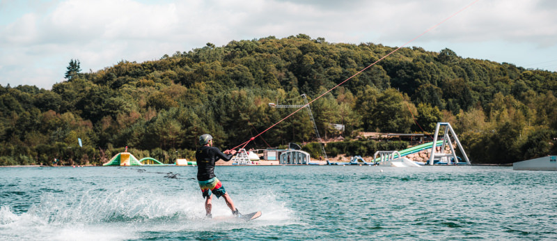 wakeboard au West Wake Park d'Inzinzac-Lochrist (Morbihan)