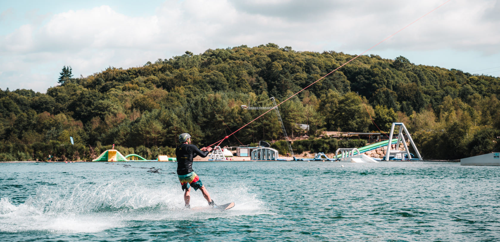 wakeboard au West Wake Park d'Inzinzac-Lochrist (Morbihan)