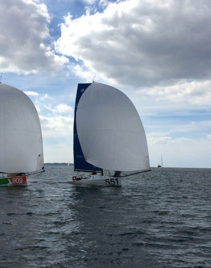 Voiliers en navigation au large de Lorient (Morbihan)