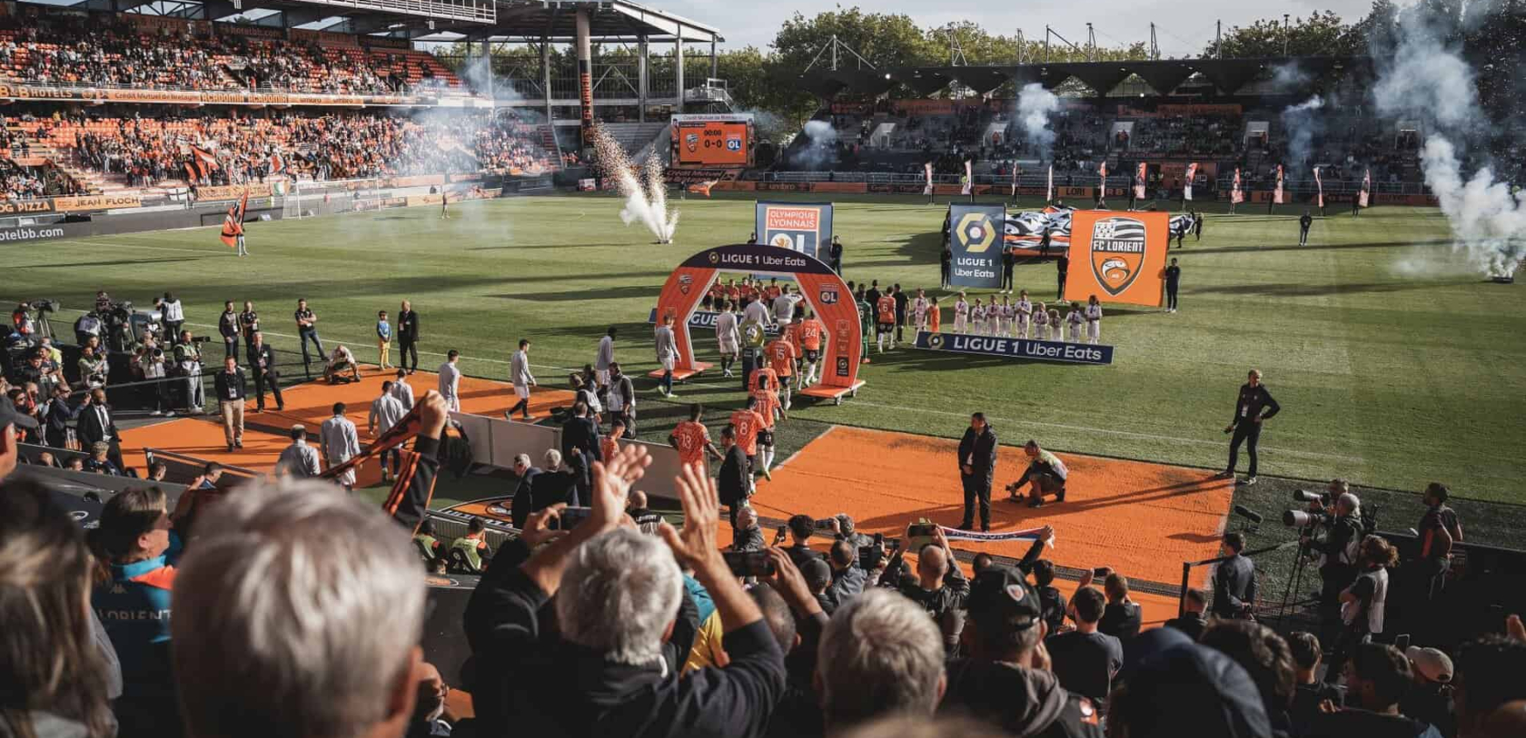 Match de Foot Ligue 1 Uber Eats FC Lorient - Olympique Lyonnais au Stade du Moustoir à Lorient (Morbihan)